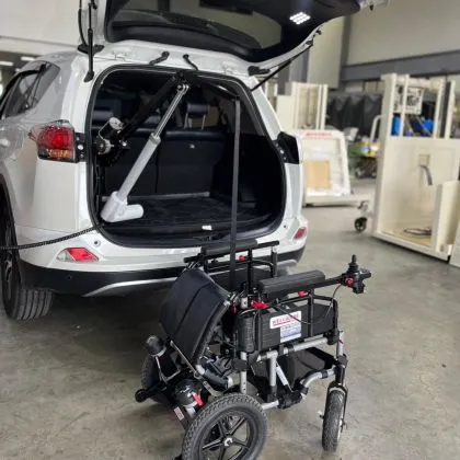 2024汽車尾門吊臂(TOYOTA RAV4)