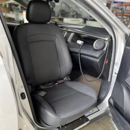 2024前座旋轉椅(TOYOTA-RAV4)01